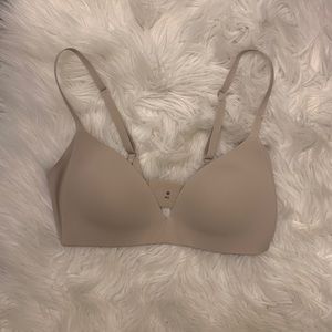 Lululemon Wireless Nude Bra